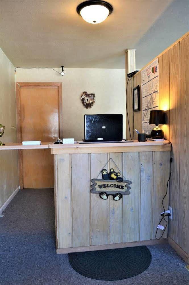 Royal Motel Ironwood Dış mekan fotoğraf